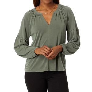 Lucky Brand Sandwash Notch Neck Long Sleeve Top in Loden Green XXL